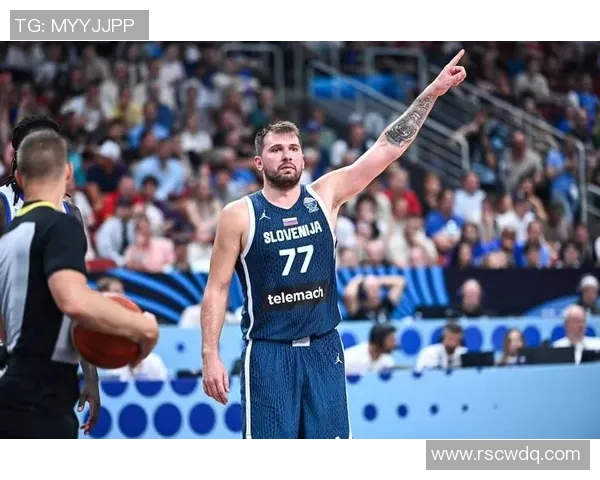 40岁詹皇第15次中国行！东契奇欧锦赛带队逆袭，湖人交易瞄准国王新星